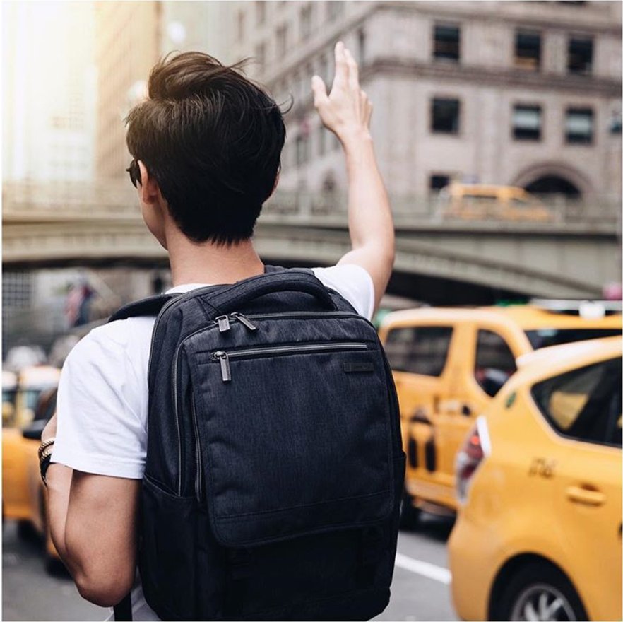 SamsoniteUSA's tweet image. Do what you love, love what you do. That&apos;s #WorkNotWork. 📷 @the_modman