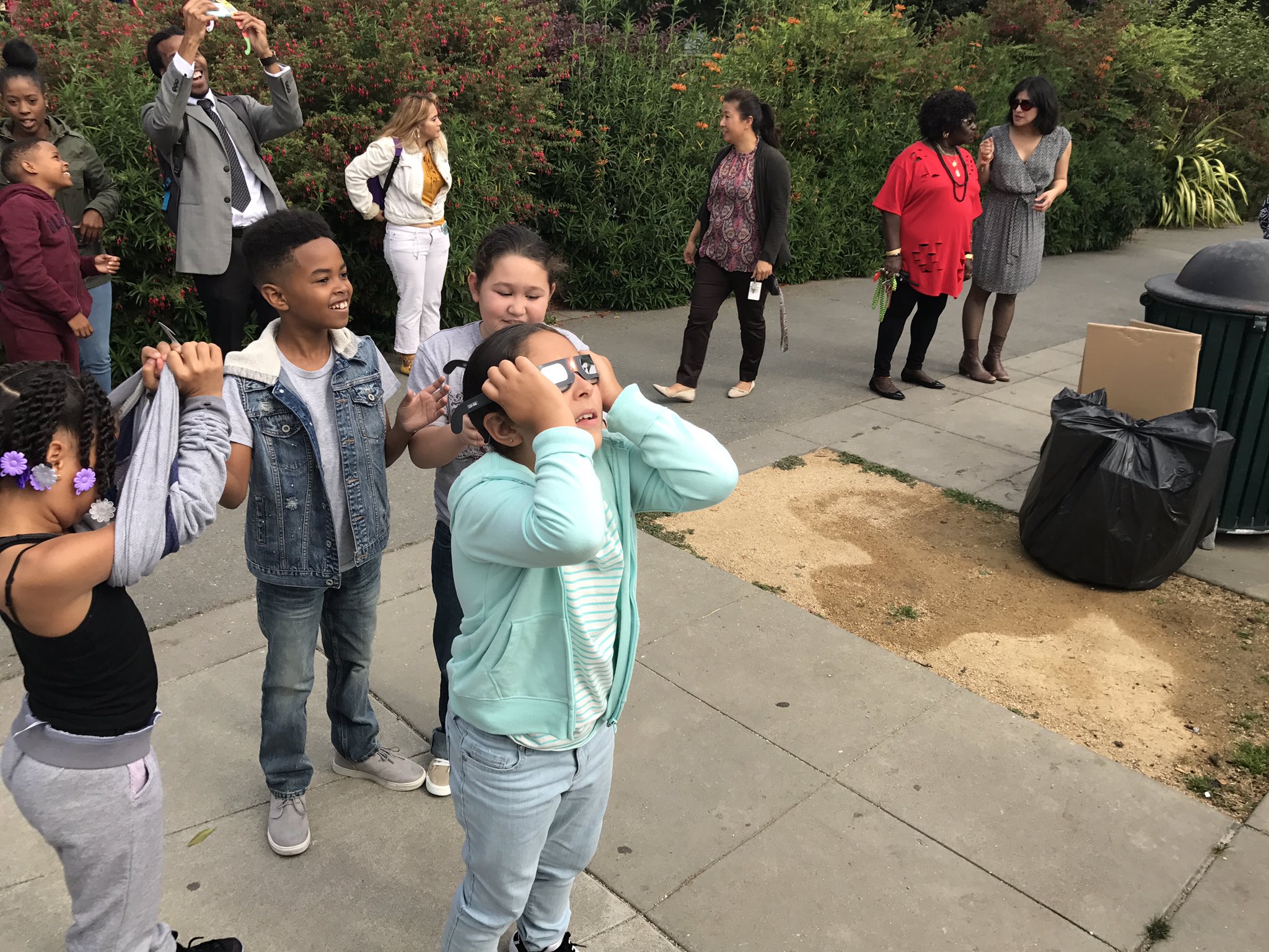 Matt Haney on Twitter: "Exciting first day of school at Bessie Carmichael watching eclipse! Welcome back everyone!! @JaneKim https://t.co/9O4dEGDkhz" / Twitter