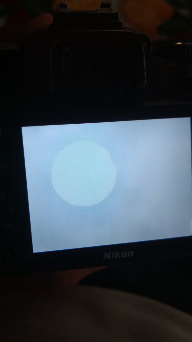 Carlossosahdez's tweet photo. Por eso me encantas @NikonMexico #PrimerasTomas #EclipseSolar #Eclipse #Nikon #Mexico #Veracruz https://t.co/Uz99bLsyn8