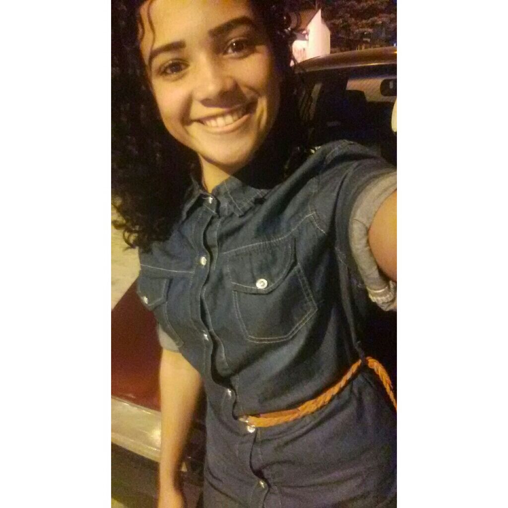 clarinha0115's tweet photo. Oi 😎 https://t.co/9UYZKAfpiZ