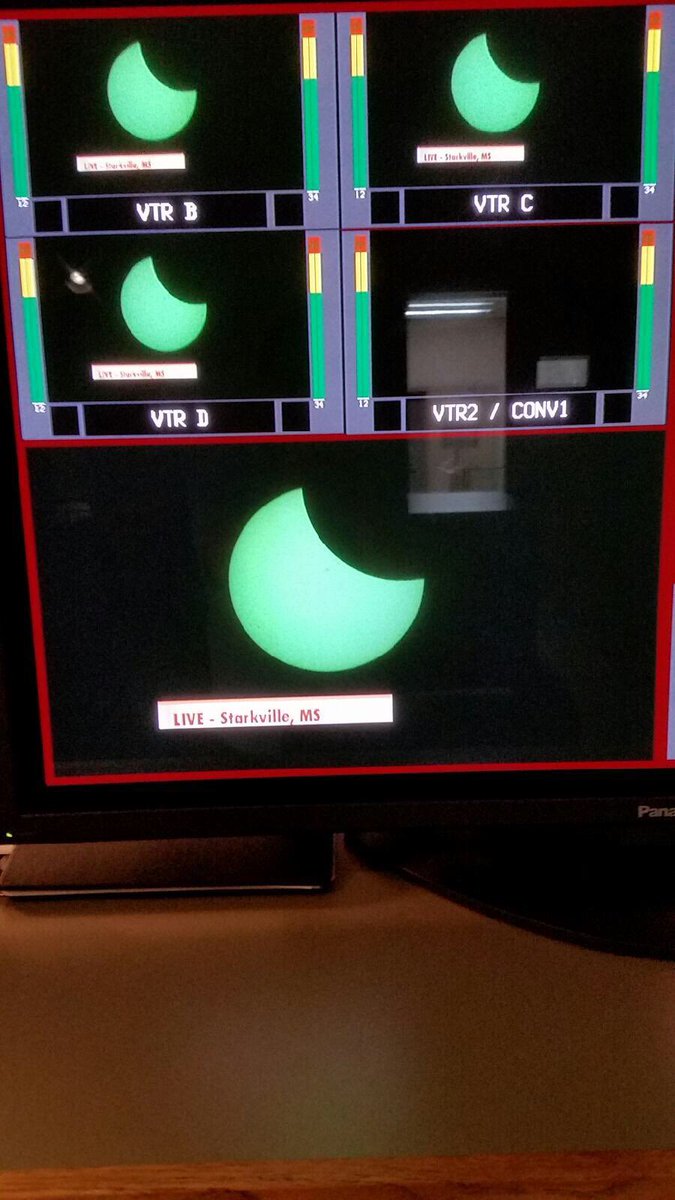 Mike says this is what the camera set up is showing them <a href="/msstate/">Mississippi State</a> <a href="/MsstateTV/">Mississippi State TV</a> <a href="/MSStateAstro/">MSSTATE Astronomy</a> "Welding lens taped on a lens bonnet. <a href="/NasaTV3/">NASA TV</a>