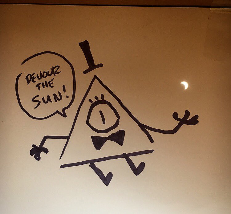 I'd like to apologize to everyone for today's #eclipse, Bill was hungry