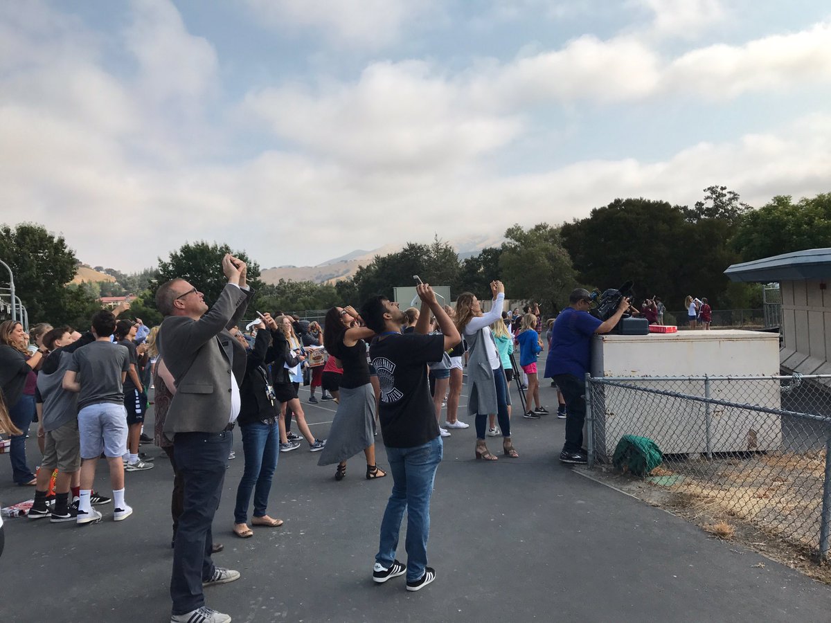 SRVEForg's tweet photo. Thank you @LCMS_Panthers for hosting the SRVEF Staff for the #EclipseSolar2017! #srvusdeclipse https://t.co/zMfVXKEJpt