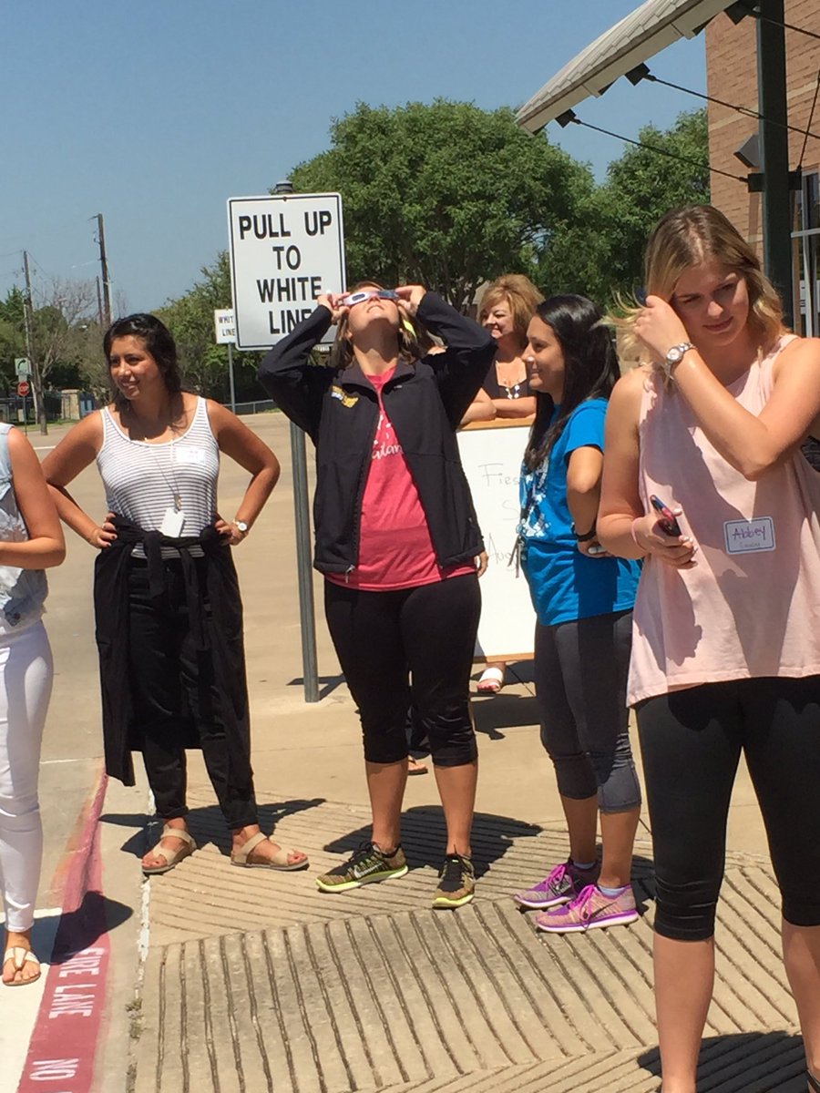 chamberlinabe's tweet image. Solar eclipse watch at McW! In-Service break! #McWPLN #MCWchallengeaccepted