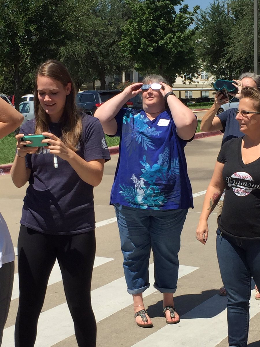 chamberlinabe's tweet image. Solar eclipse watch at McW! In-Service break! #McWPLN #MCWchallengeaccepted