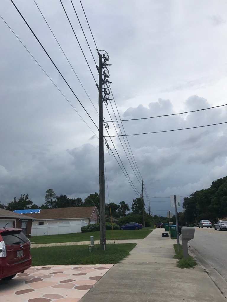 concussiongfx's tweet photo. Daily #FloridaEclipse https://t.co/EUFTJQUgIM