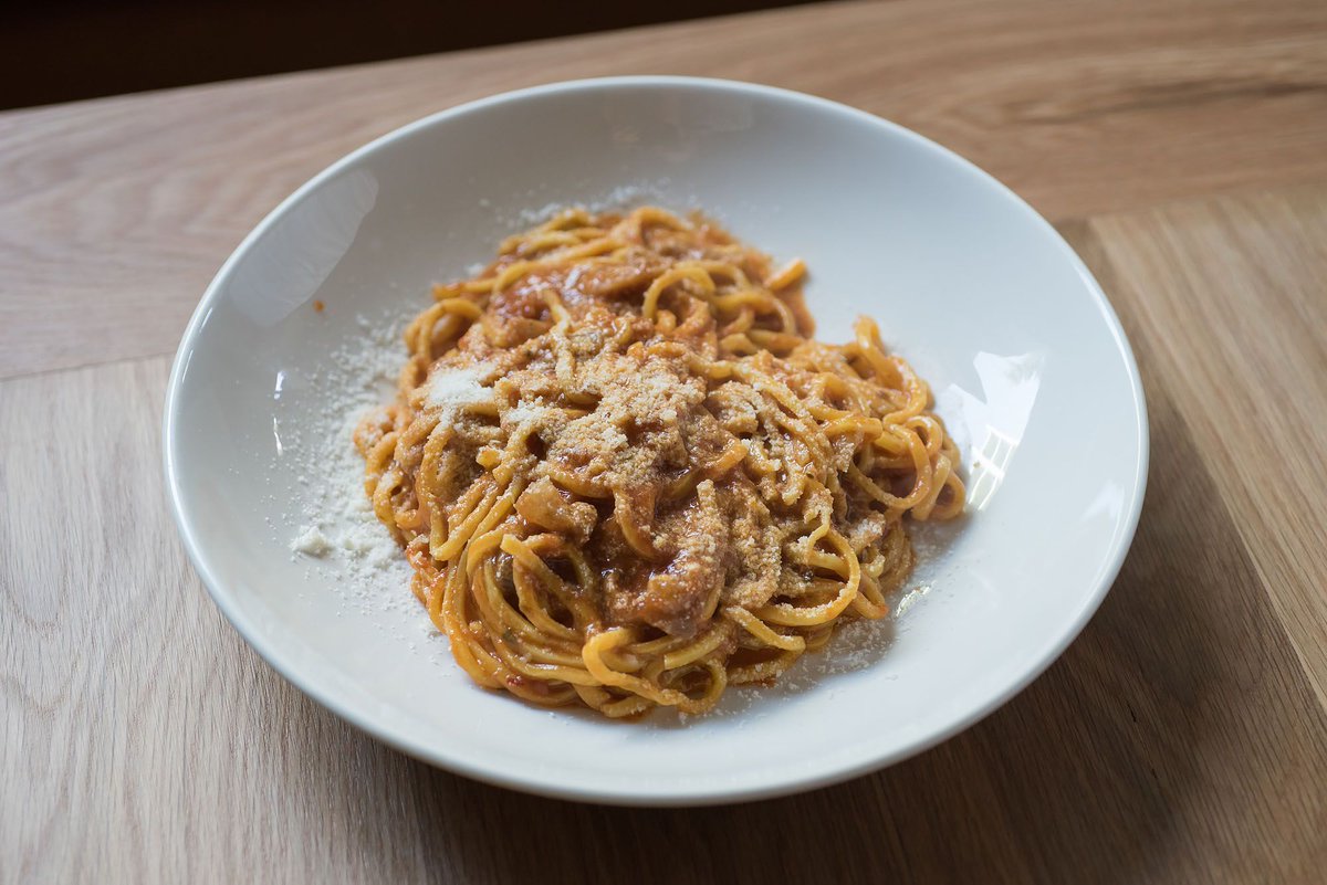 Sugarfish co-founder opens fresh pasta bar in Santa Monica la.eater.com/2017/8/21/1617…