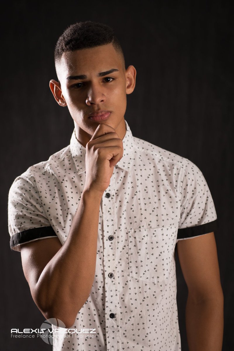 alexisvazquezpr's tweet image. Studio Shooting for Imperial Models team! #AlexisPR #AlexisVazquezPR #ImperialModels #Shooting #Nikon