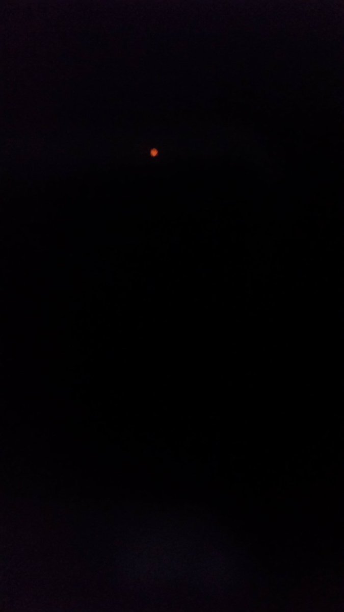 LaShonda_QL's tweet photo. Solar Eclipse #CP #SafetyFirst https://t.co/OYhl5awkEj