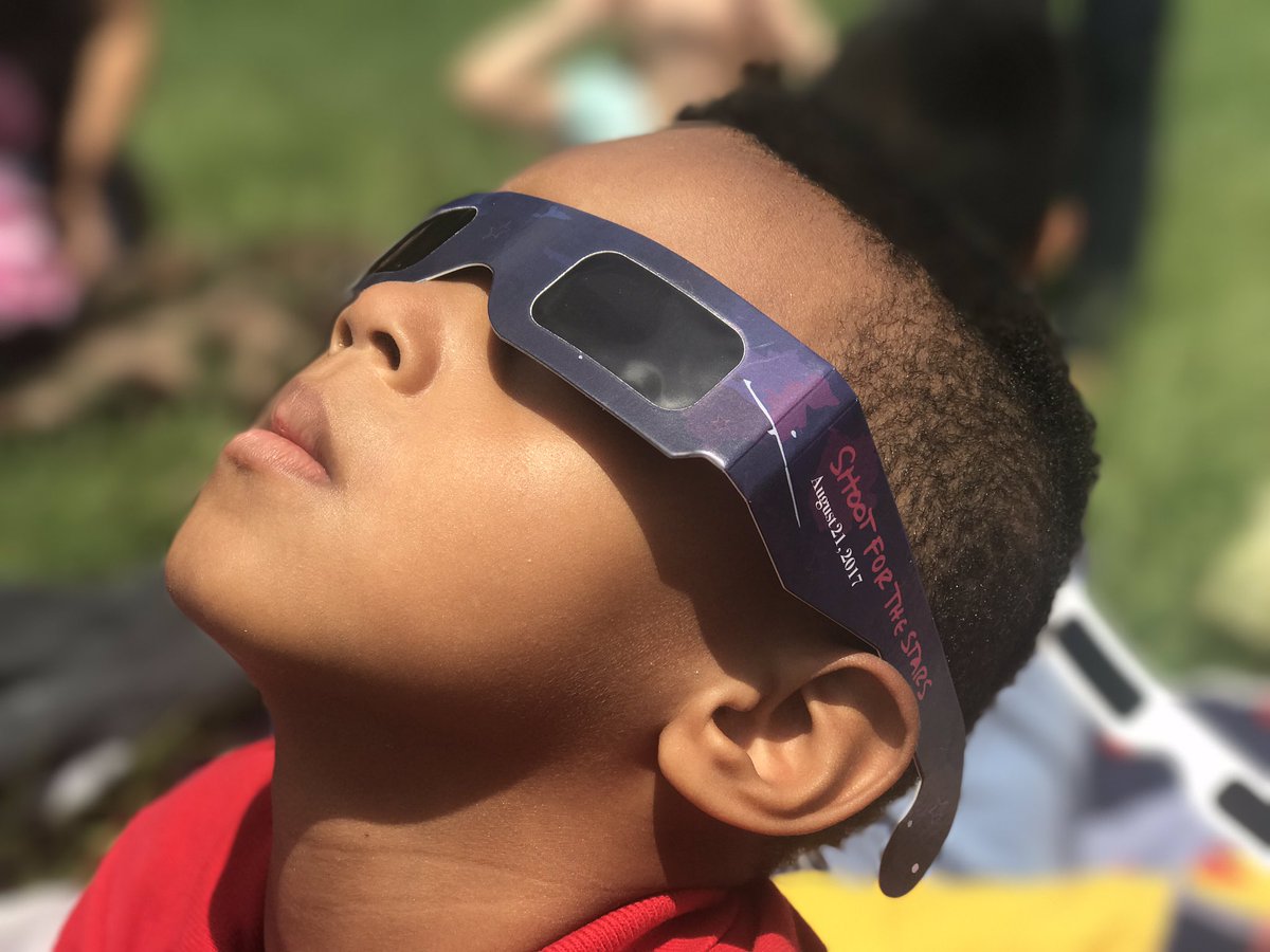 JunctionUSD202's tweet photo. We learned a lot and made some awesome memories #Junctionproud #Turner202Strong #Eclipse2017 https://t.co/j2CcQKHoZi