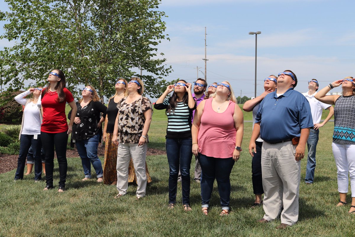 StensCorp's tweet photo. The future is bright with Stens! #Eclipse2017 https://t.co/AZD7xuJ4AO