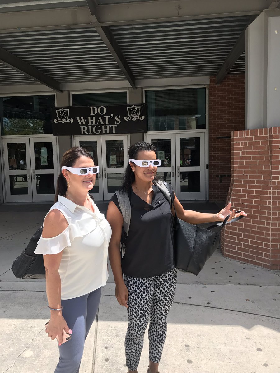 ldschwarz's tweet photo. SCUCU more teachers witnessing history #scucu17 #scucmath https://t.co/wRsEBZWELd