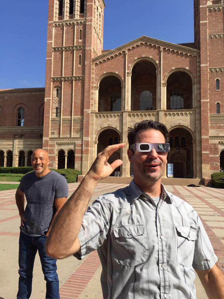 z3cka's tweet photo. Enjoying the penumbra with some colleagues. #Eclipse2017 #UCLA https://t.co/Sk89yYNVfT