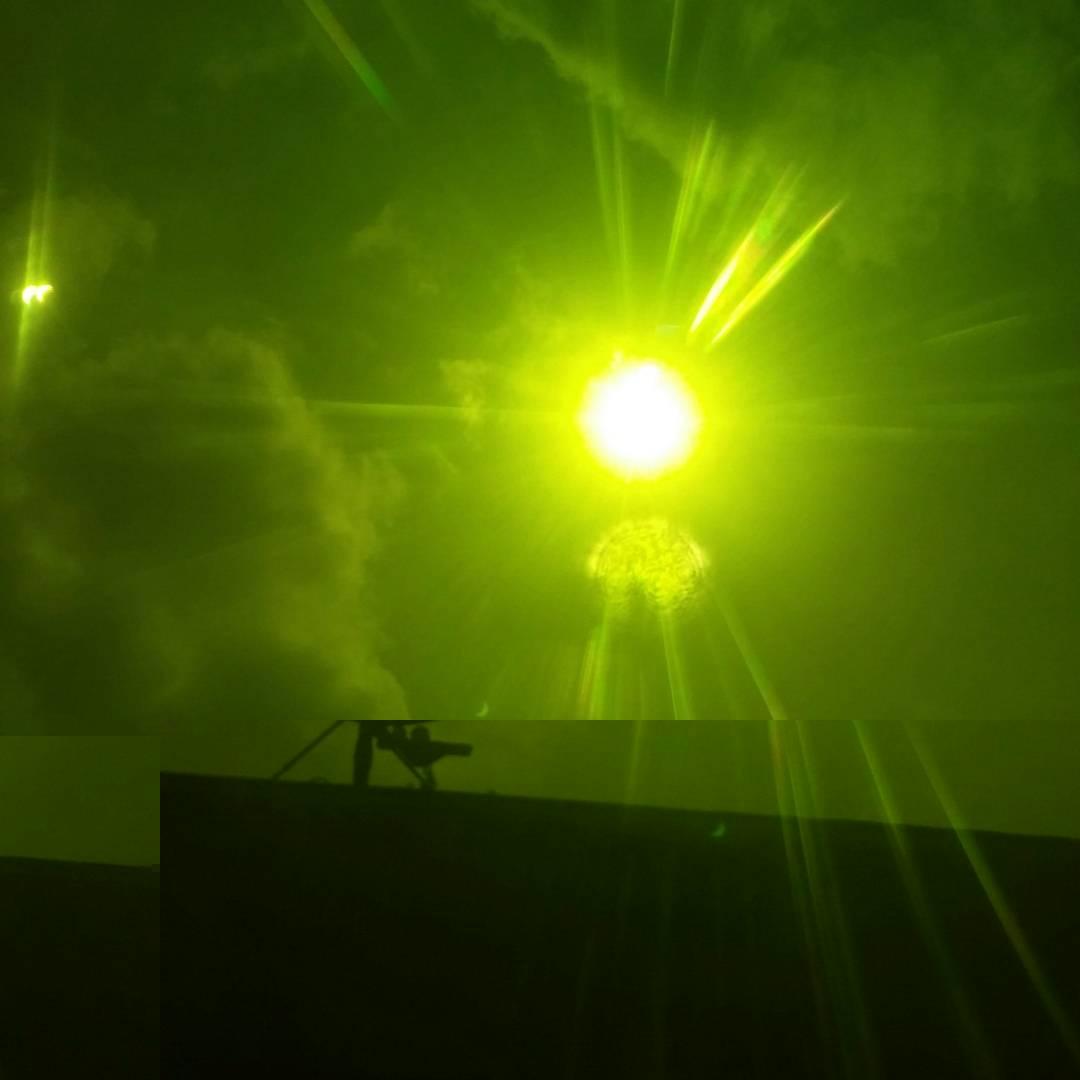 usredmondben's tweet image. One of my v favorite picture I got today as the eclipse was happening..#igisgonnacrash #networkoverload