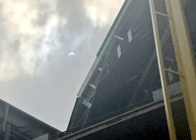 Meanwhile at Miller Park... #Eclipse2017 https://t.co/PDZqmJbnqJ