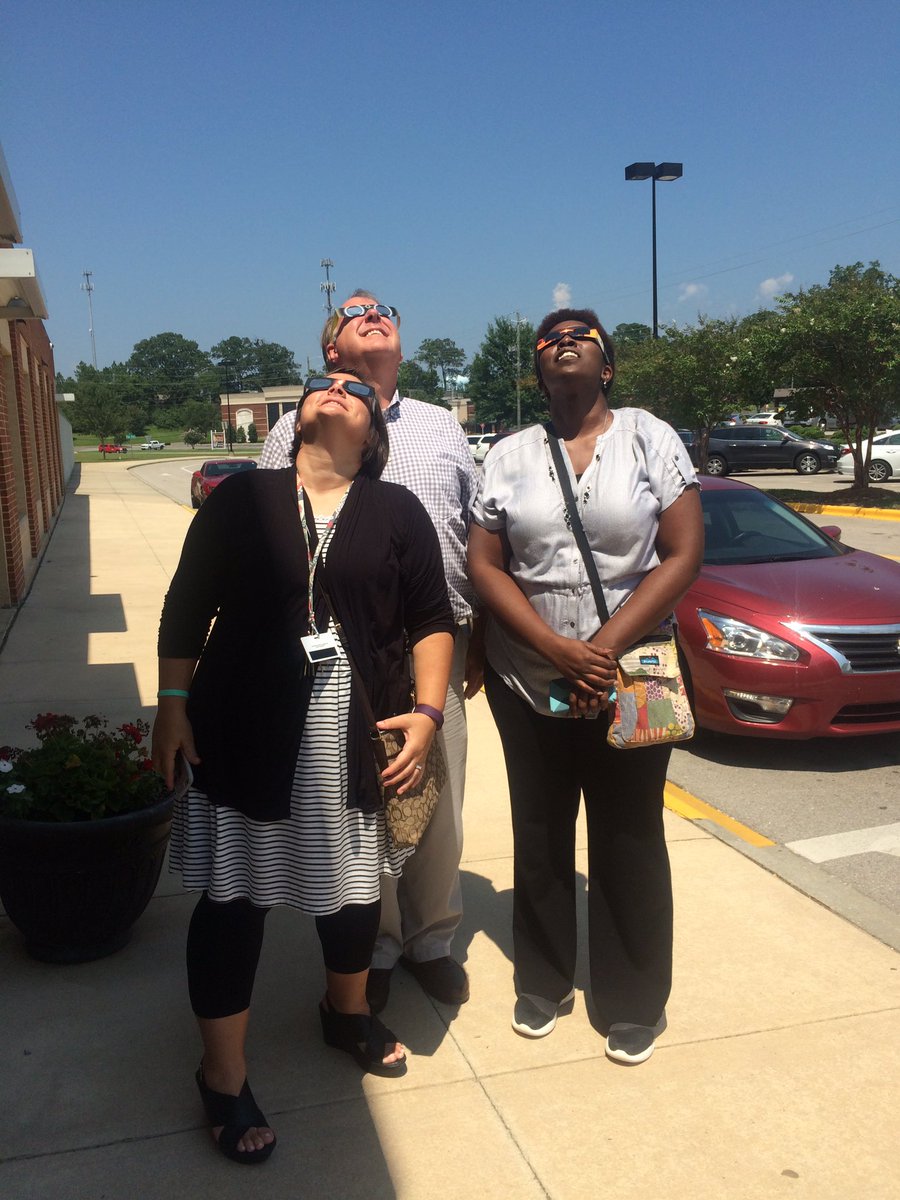 GESRockets's tweet image. Lots of excitement and participation from many different folks during today&apos;s #Eclipse17