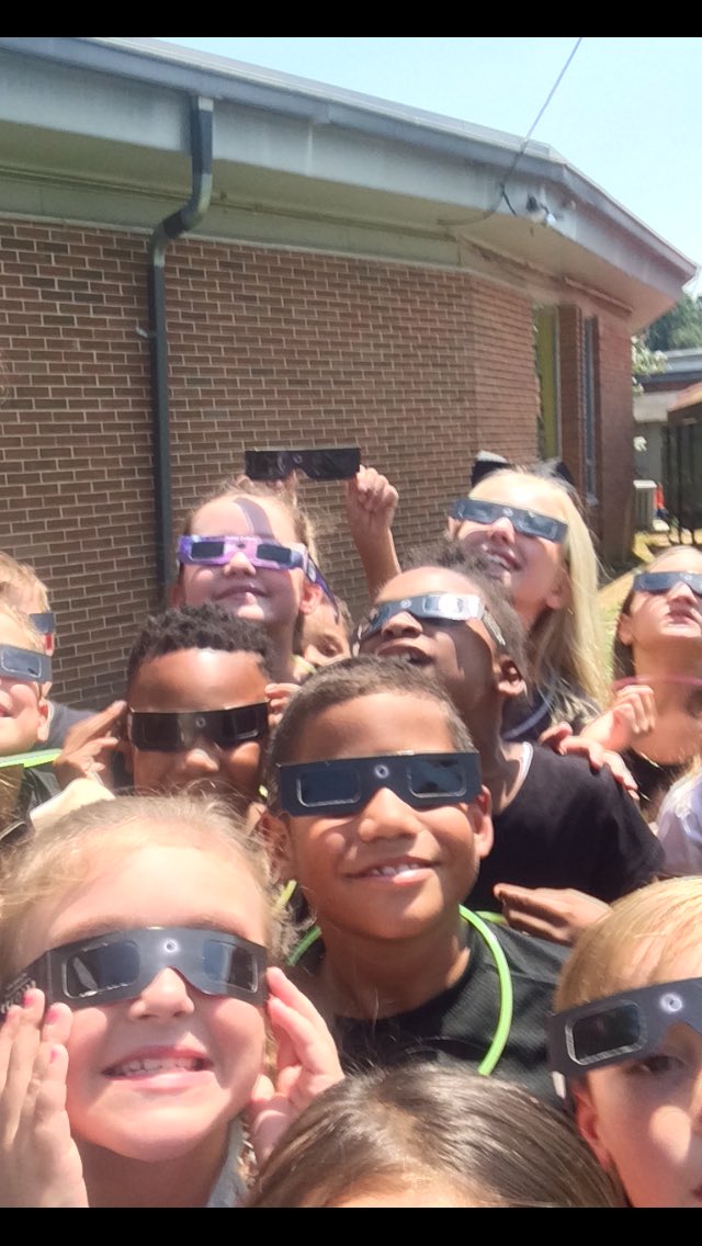 GESRockets's tweet image. Lots of excitement and participation from many different folks during today&apos;s #Eclipse17