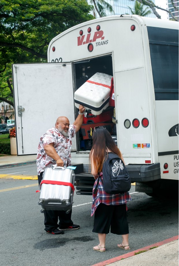 HPU's tweet photo. IT'S MOVE IN DAY! #WelcomeToHPU https://t.co/aySRI8LdiW https://t.co/zeZCf8X4rd
