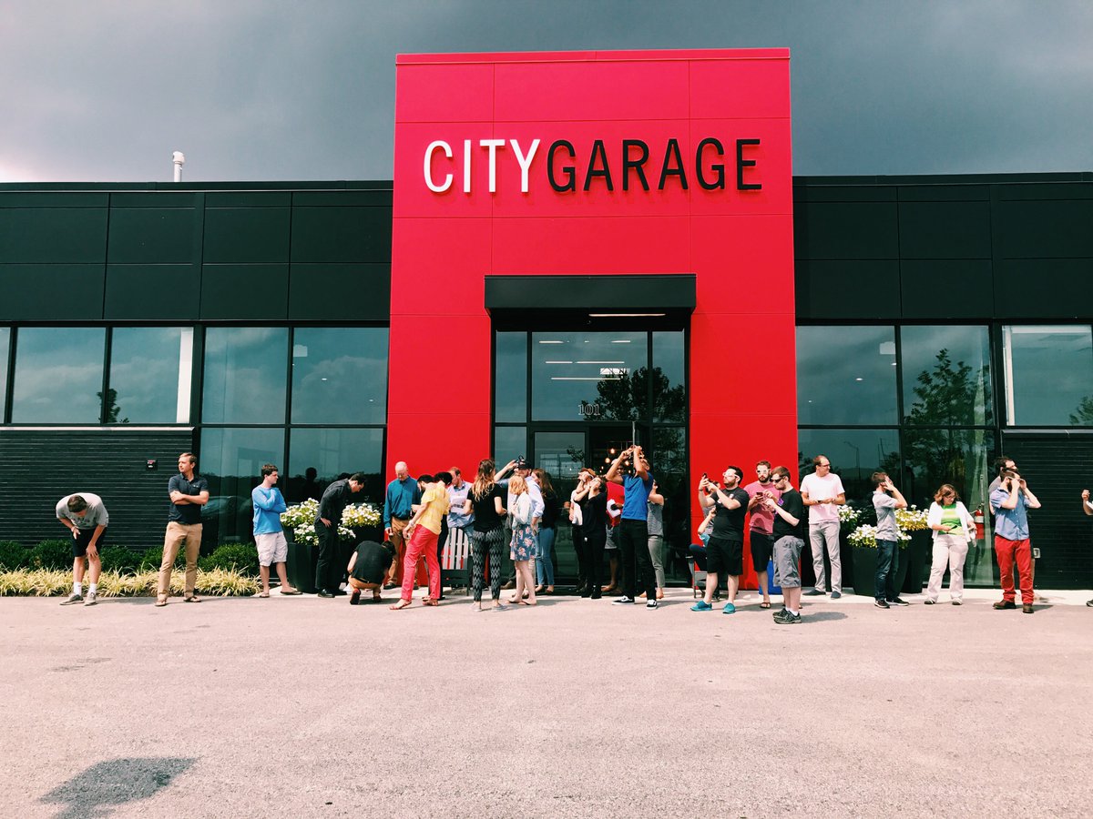 citygaragevc's tweet photo. #SolarEclipse City Garage style! https://t.co/1etMzQh4In