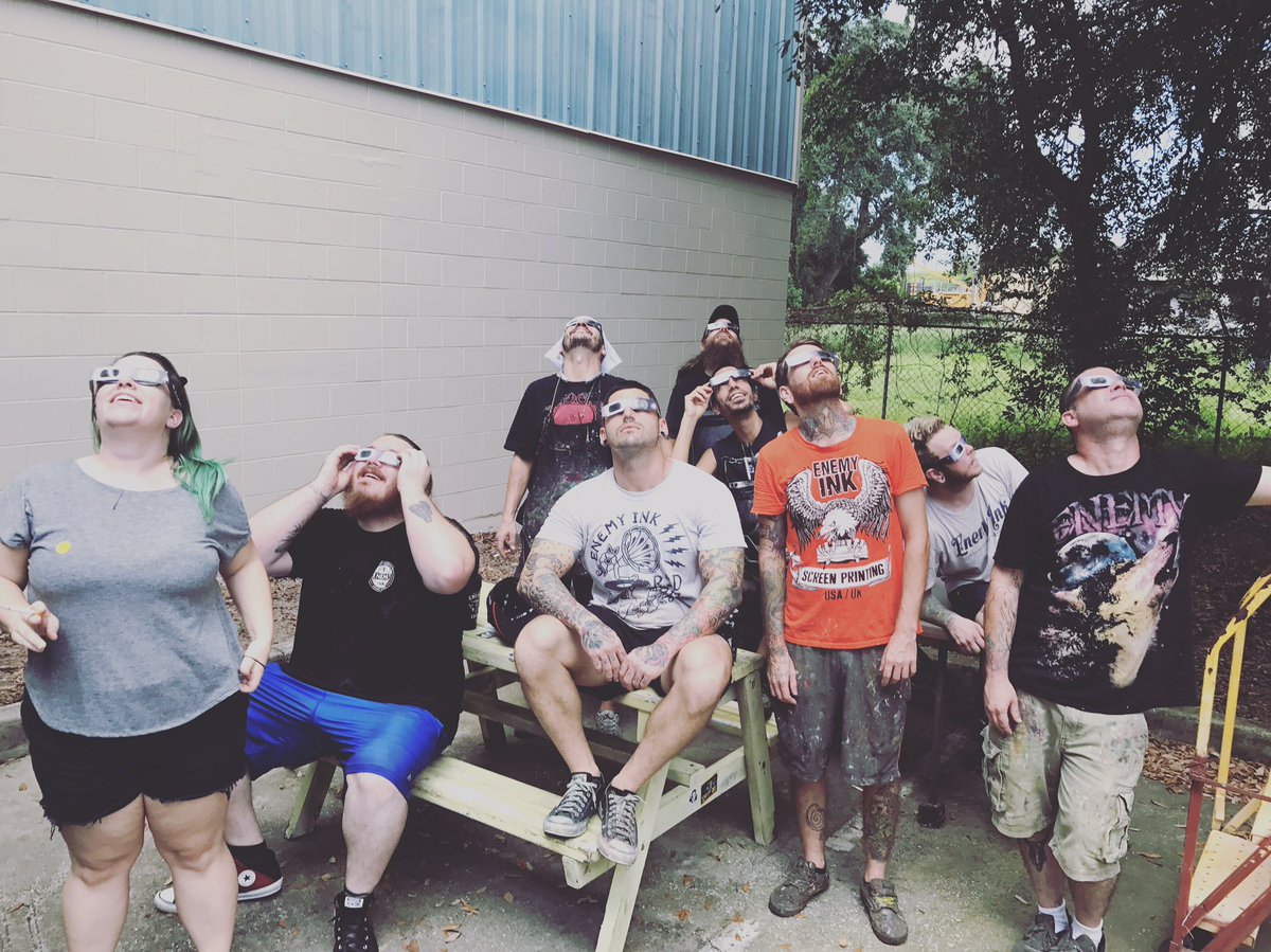 EnemyInk's tweet photo. #enemyink #SolarEclispe2017 #solareclipseglasses https://t.co/6VIEz4nV8L