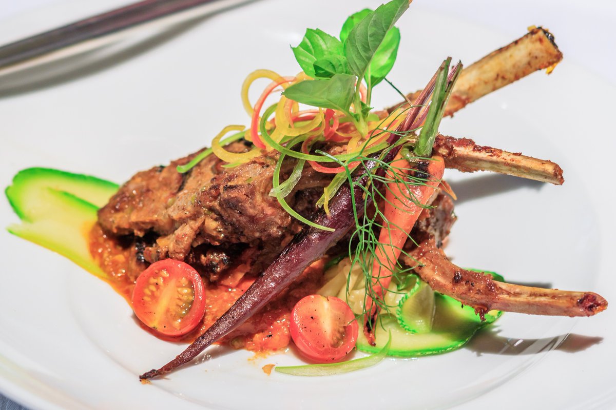ChefMustiere's tweet photo. The best things in life are to be savored. Live the experience in the #SenLin restaurant @GVRivieraMaya #GrandVelas #VelasResorts #Foodie https://t.co/BflwzFy2yp