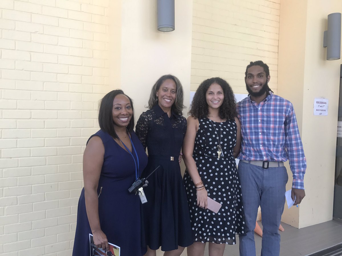 Akela Dogbe tweet media