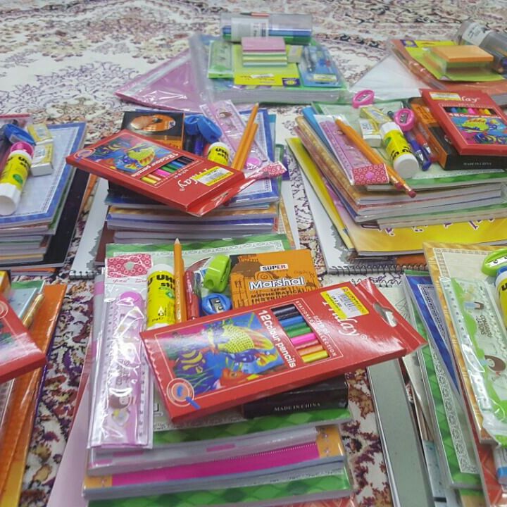 AthrTeam's tweet photo. توفير مستلزمات مدرسية وجامعية
لعدد 15 طالب وطالبة
كما تم بفضل الله وأيادي الخير تفصيل ملابس مدرسية لهم

ونسأل الله أن يبارك في جهود الخير🌸🍀 https://t.co/SpHip69KBP
