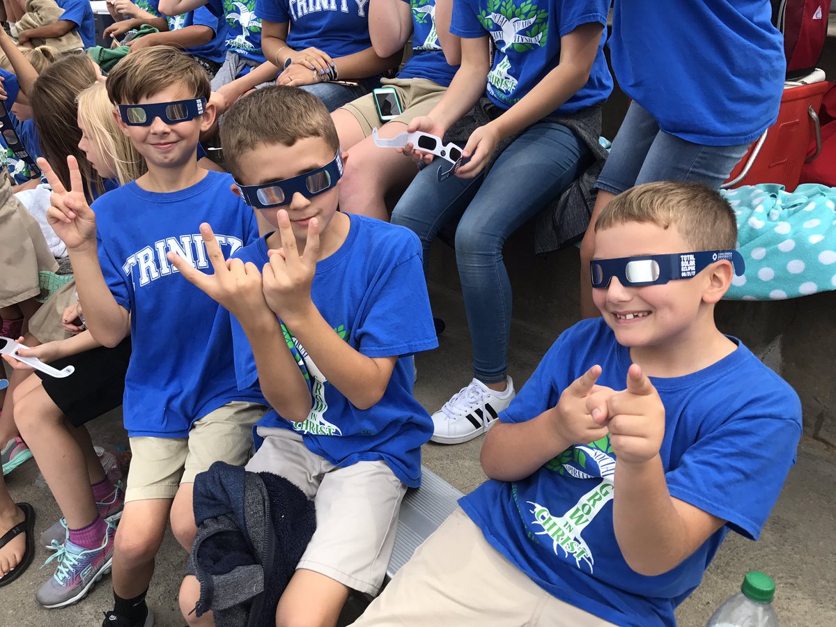 laratarsen440's tweet photo. The Eclipse brings out the swag in all of us #GrowAtTrinity @TrinityFremont https://t.co/1Go3BTPnyy