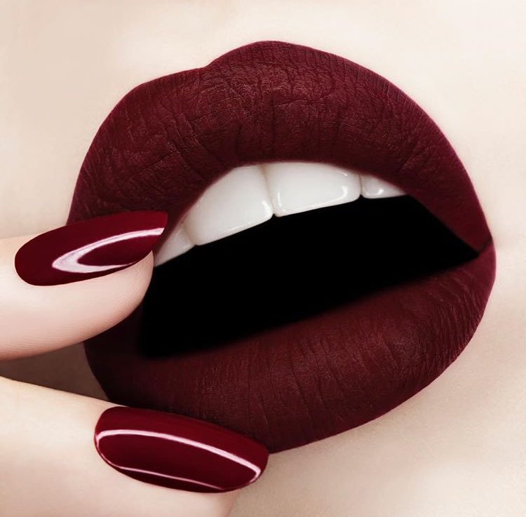 patmcgrathreal's tweet photo. SURRENDER to this LEGENDARY LIP starring LUST: #MatteTrance Lipstick Shade 'McMENAMY' by MESMERIZING #MUA @claremacmua ❤️❤️❤️ https://t.co/sEFPaUu2UU