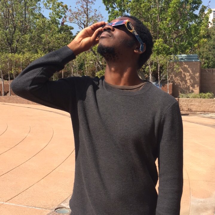 musoftolerance's tweet photo. Our Staff and Volunteers went to the Memorial Plaza to see the #SolarEclipse2017 ! https://t.co/jYnHq2InQf
