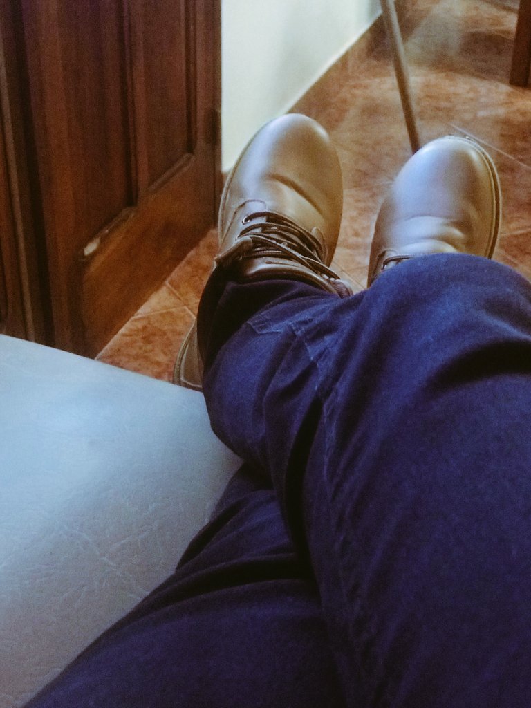 Descansando después de terrible almuerzo😅😅 #photo