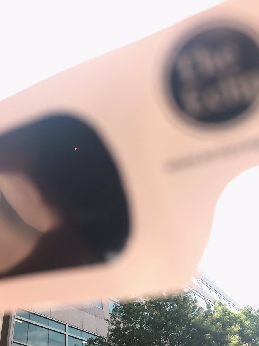 ____FIL____'s tweet photo. #BrotherEclipse2017 !!!! https://t.co/QeCnQwALoz