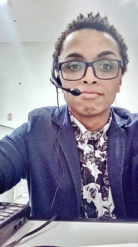 mwallaceluz's tweet photo. O Telemarketing que você respeita !
#Ossel #Tedio https://t.co/RgLre5T915