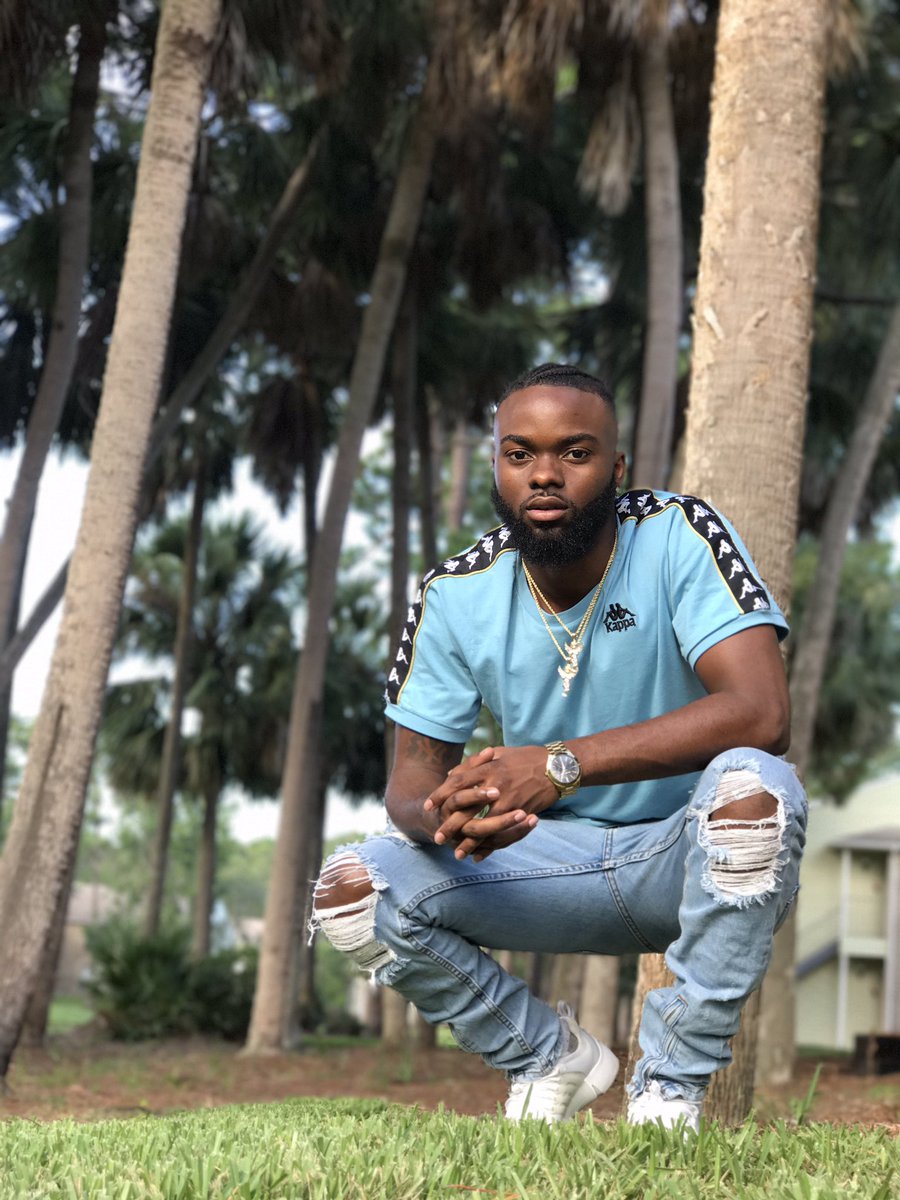 RAY_YBNS's tweet photo. Nobody MCM 🤷🏾‍♂️🤤💦 https://t.co/bbbQ3HCQtp
