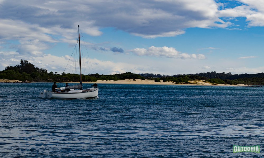 Outdoria1's tweet photo. Here's part two of our guide to fishing in Lakes Entrance. This time 'round we look at everything land-based.

https://t.co/ynNXwUZV9E https://t.co/YW2SwfcM0S