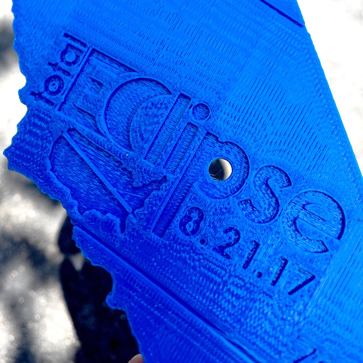 MicroConsults's tweet image. Enjoying #SolarEclipse2017 with a #3Dprinted #viewer. #STLfile courtesy of @nasa