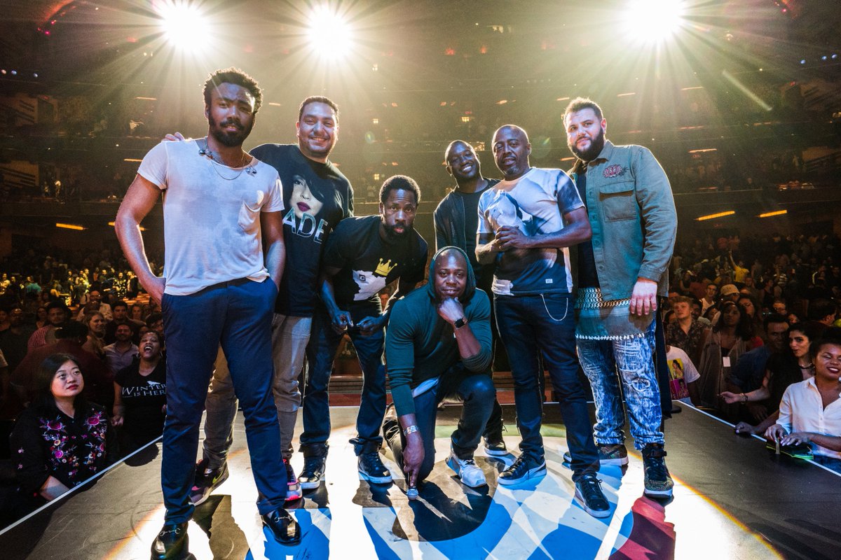 ChappelleRCMH's tweet photo. August 19, 2017 - Dave Chappelle &amp; @DonaldGlover: Live From Radio City, plus appearances by @HannibalBuress, @realMoAmer [photos: M. Bitton] https://t.co/t2gTL6KVTt