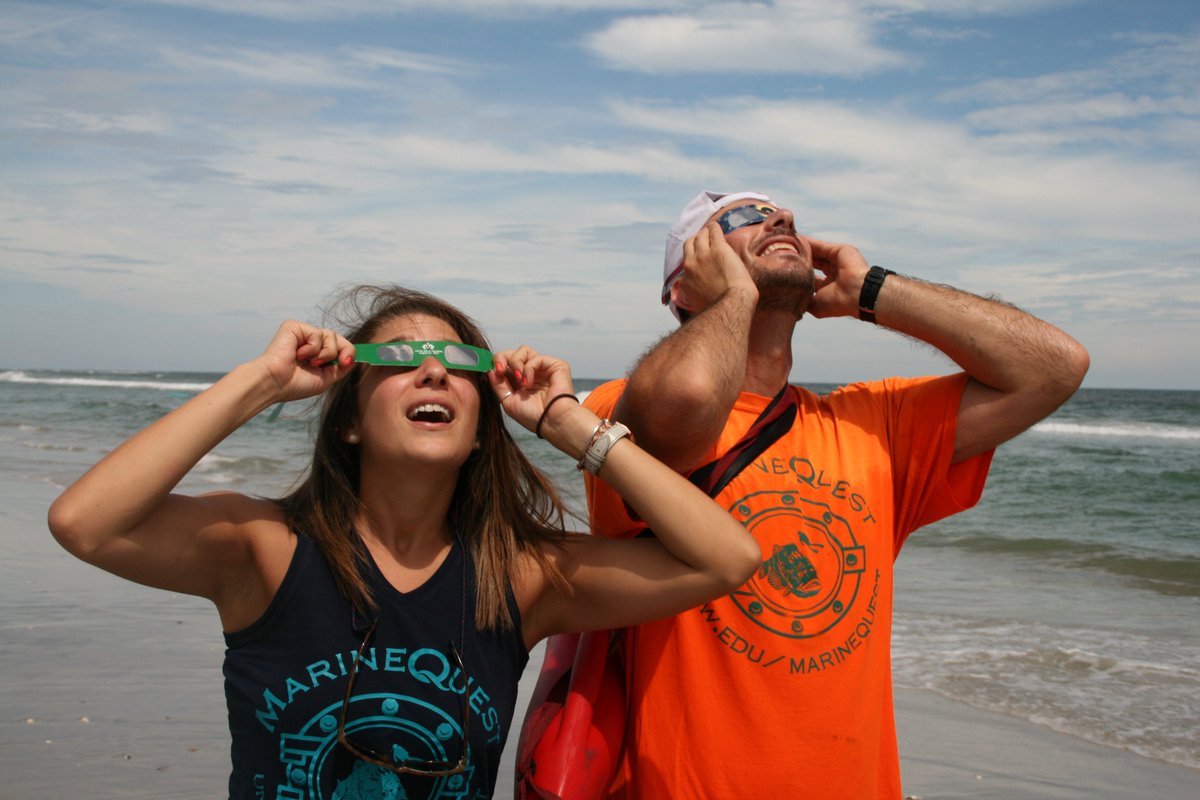This is how we #SolarEclipse2017 @UNCWMarineQuest! 😎 #marineacademy