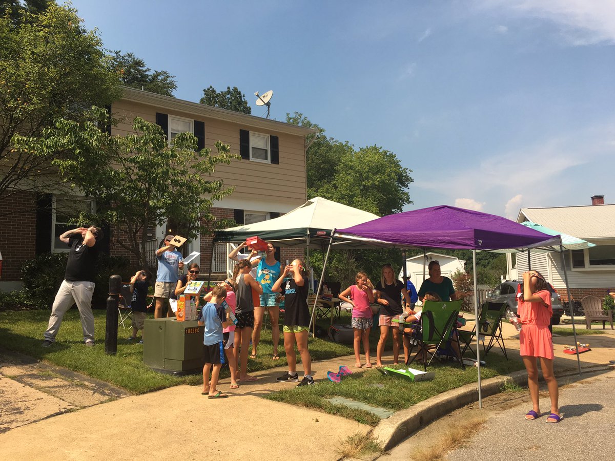 MSJawhite's tweet photo. @MSJGaels teachers and friends get together to experience the solar #Eclipe2017 #MSJScience https://t.co/Buq9wEvcme