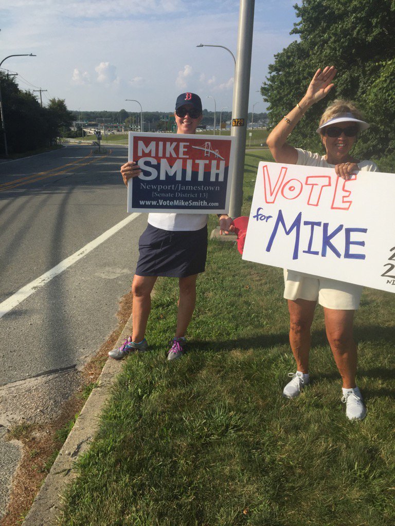 VoteMikeSmith's tweet photo. Honk and wave Jamestown ! https://t.co/VYUtOavsjD