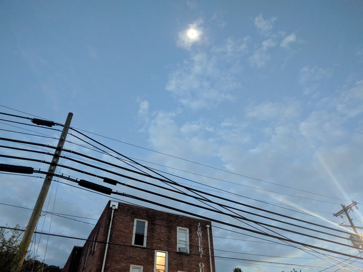 KHicksNC's tweet photo. Sylva Bridge Park event was an awesome place to experience totality! #avleclipse #GreatAmericanEclipse https://t.co/FnIWwFjf1P