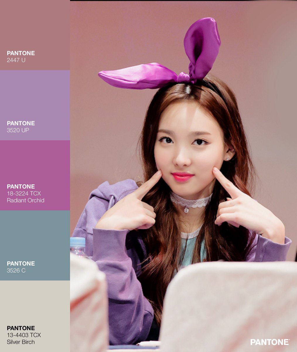 TWICOLOUR's tweet photo. ･:*:･ﾟ#NAYEON ✧˖*°࿐
#IM_NAYEON #TWICE #ONCE #TWICELAND https://t.co/1IdEaBzmbA