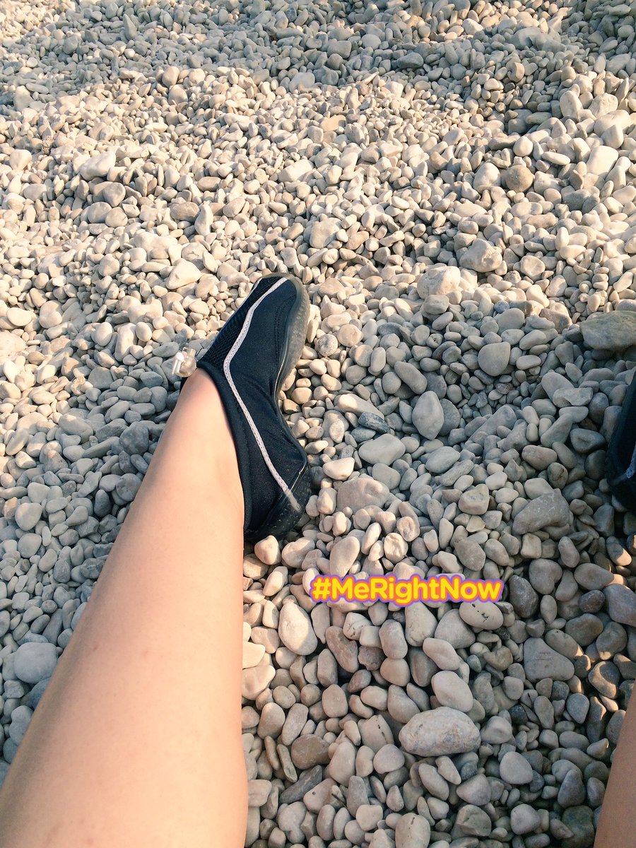 Ballet everywhere. Even in these beautiful bathing shoes at the beach 😅 #ballet #shoes