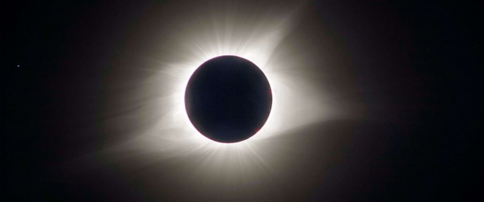 OASISGiftShow's tweet photo. The 2017 Solar Eclipse has passed, but your chance to attend the Sept. 2017 #oasisgiftshow has not! Visit https://t.co/Qj3cE1lb34 for info! https://t.co/V1hqsIgEoP