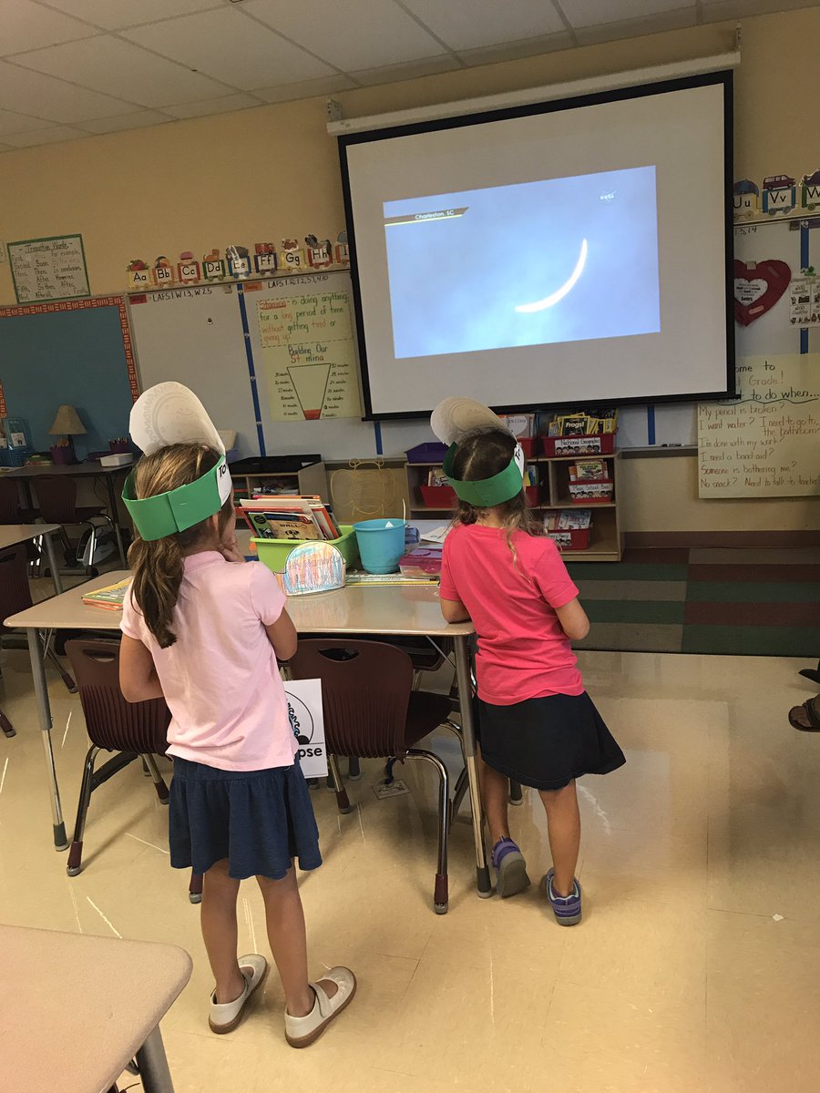Bethany_Robins's tweet photo. ☀️🌙Awesome experience! Thankful for technology! https://t.co/5sUbfl92c5