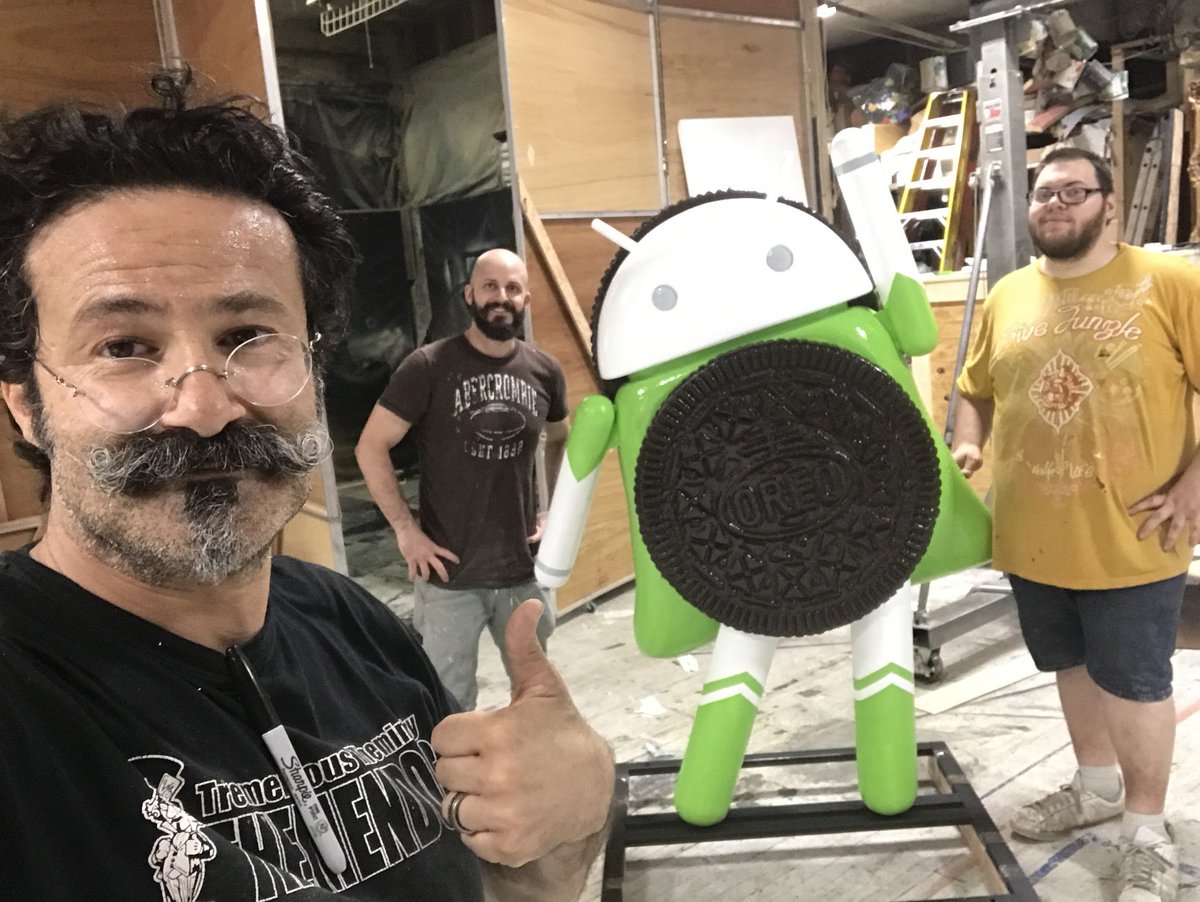 Themendous's tweet photo. Did u no that #androidoreo features seating so that you could sit and ponder how great #oreoeclipse is? #themendous #adage #eventsprofs https://t.co/CbfB1MHZQG