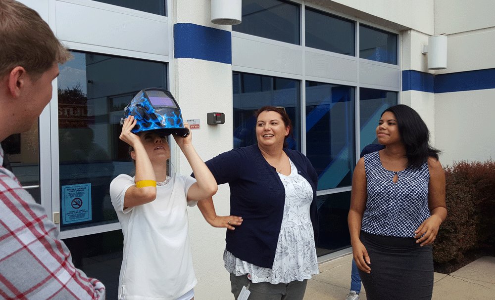 STULZ USA tweet media