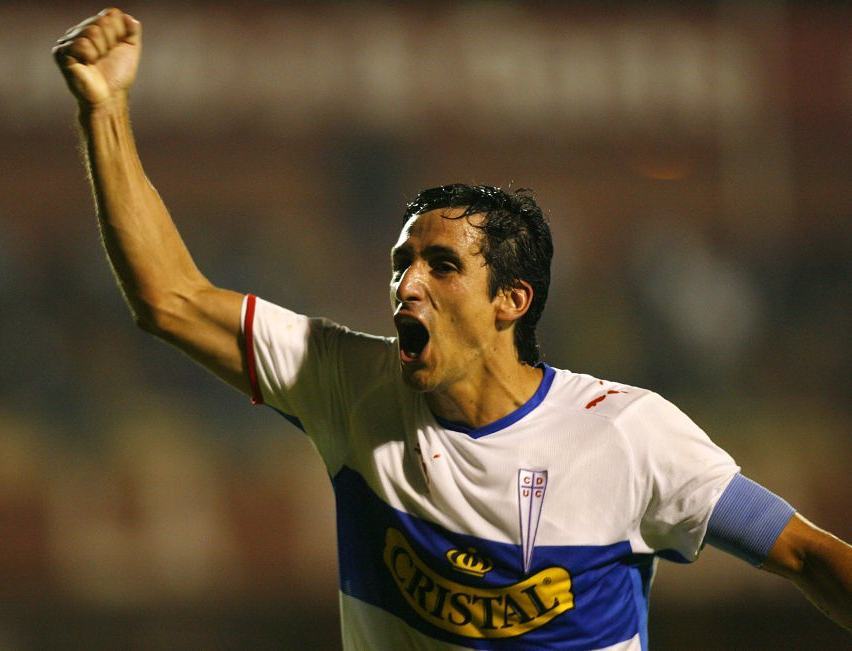 ¡ #Loscruzados nunca te olvidaremos!
<a href="/MiloMirosevic/">Milovan Mirosevic</a> #UC
🔵⚪ CON LA FRANJA 🔵⚪
📊 338 PARTIDOS JUGADOS.
⚽ 96 GOLES.
🏆🏆🏆🏆🏆 5 TÍTULOS.