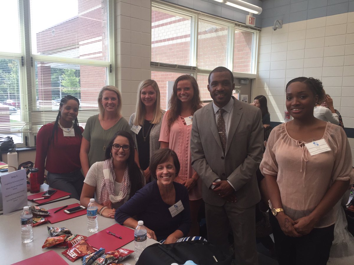 hcpss_loes's tweet photo. We are excited @hcpss_loes about our new teachers joining us this year! #CelebrateHCPSS #NTO2017 https://t.co/d0ET6wZW19