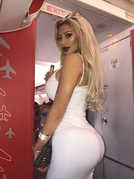 No basic bitches... you know where the exit is 💺😂😈 #ibiza @jet2 #catchflightsnotfeelings https://t.c<a href="/tag/ibiza"class="tags"><span>#ibiza</span></a><a href="/tag/catchflightsnotfeelings"class="tags"><span>#catchflightsnotfeelings</span></a>